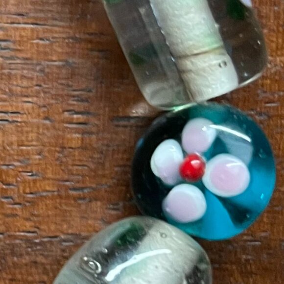 Multicolored Hand Blown Glass Bead Bracelet - Picture 6 of 7